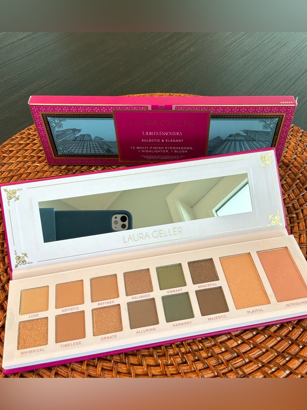 Laura Geller Laura’s Essentials. Eclectic & Elegant Palette.